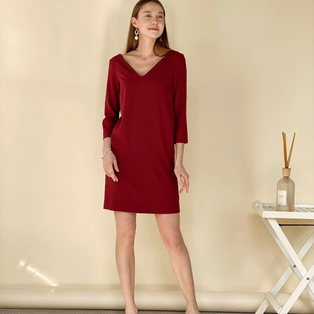 Robe Droite 👗 Coupe Flatteuse, Élégance Inégalée