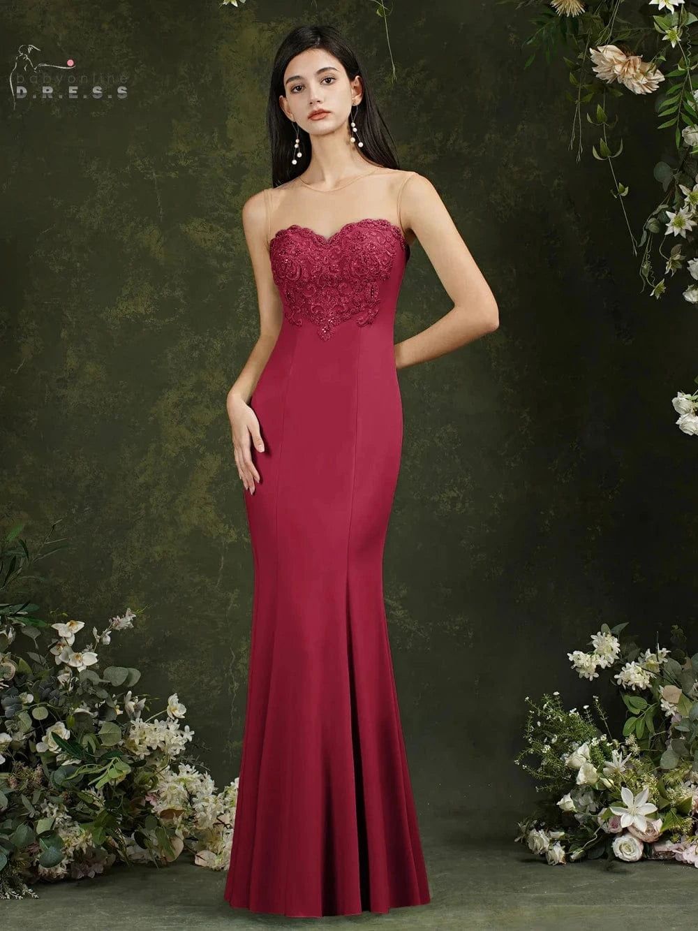 robe demoiselle d'honneur chic longue sirène élégante pour mariage invité en satin bordeaux