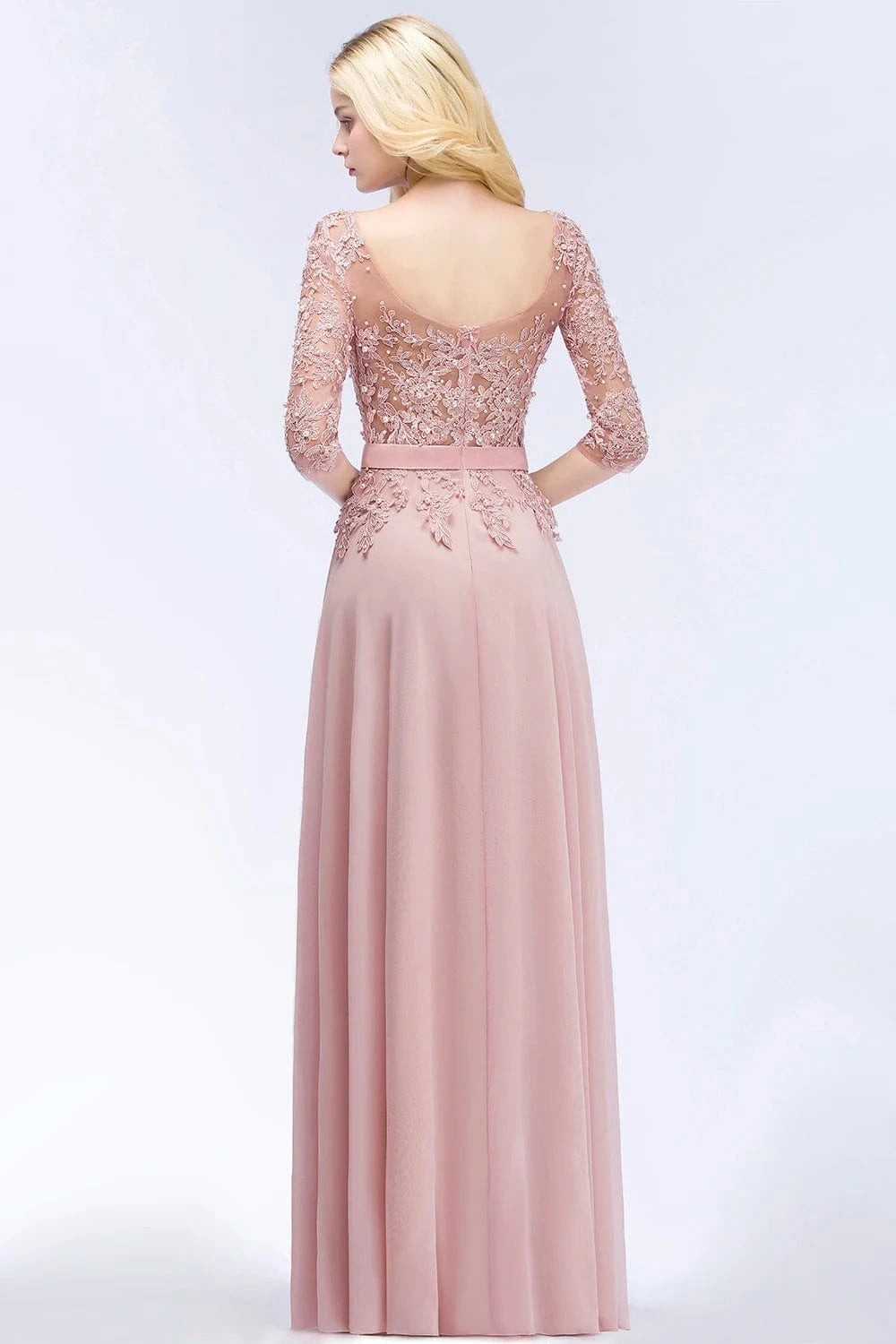 robe invitée mariage chic dentelle élégante longue sans manches style princesse couleur beige