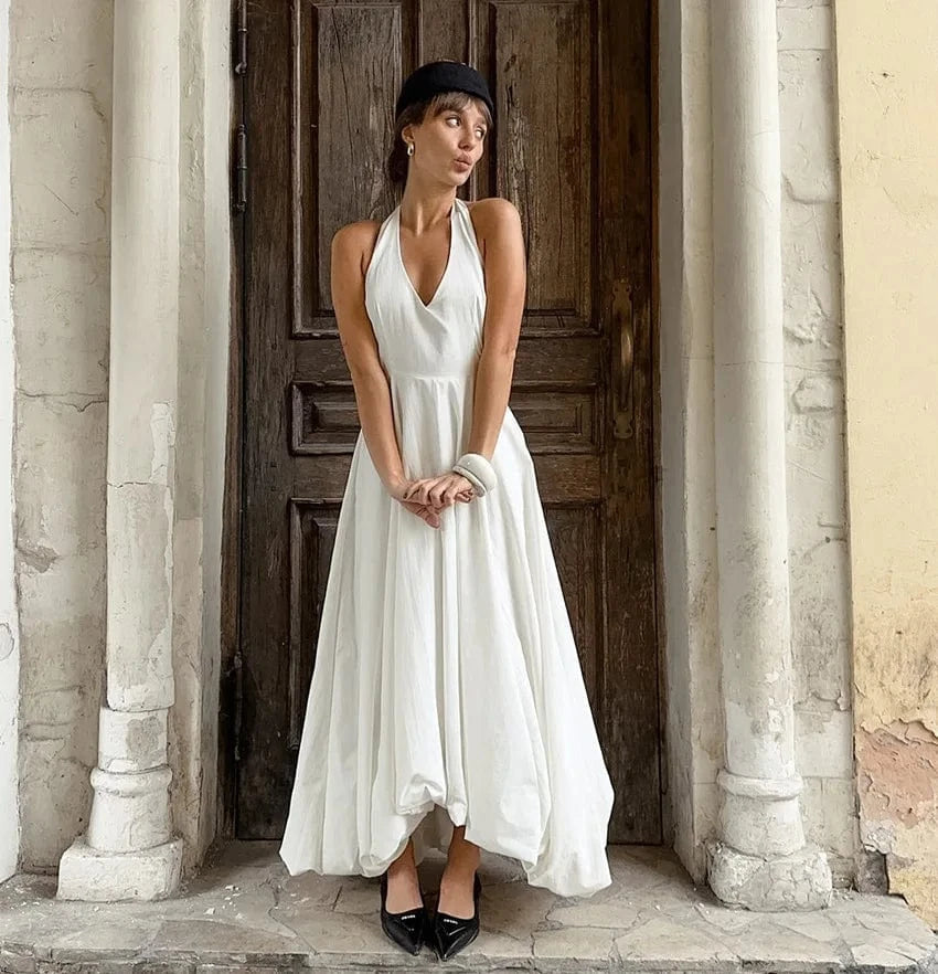 Robe asymétrique longue blanche sans manches