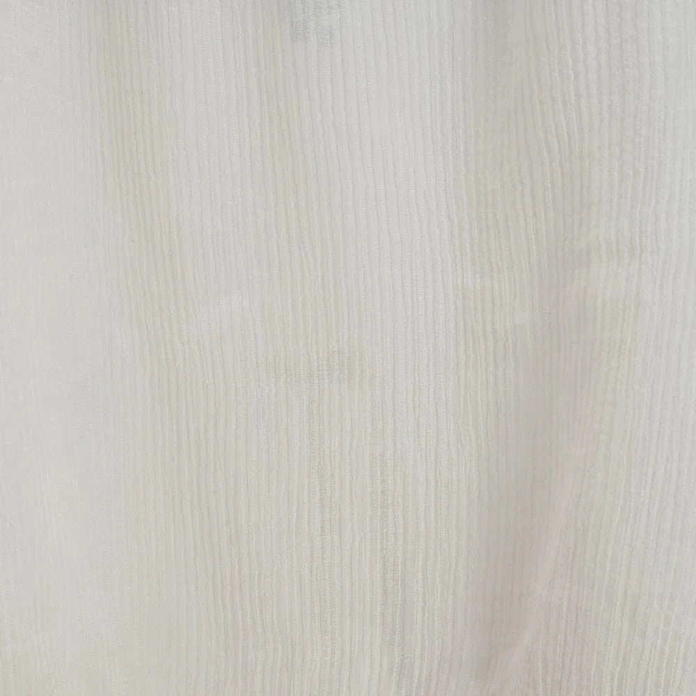 robe blanche courte pour l'été fluide femme silhouette trapèze sans manches à fines bretelles