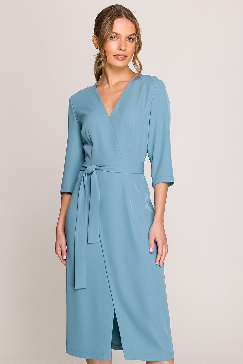 robe habillée midi droite pour cocktail chic effet élégant avec manches longues et coupe ajustée