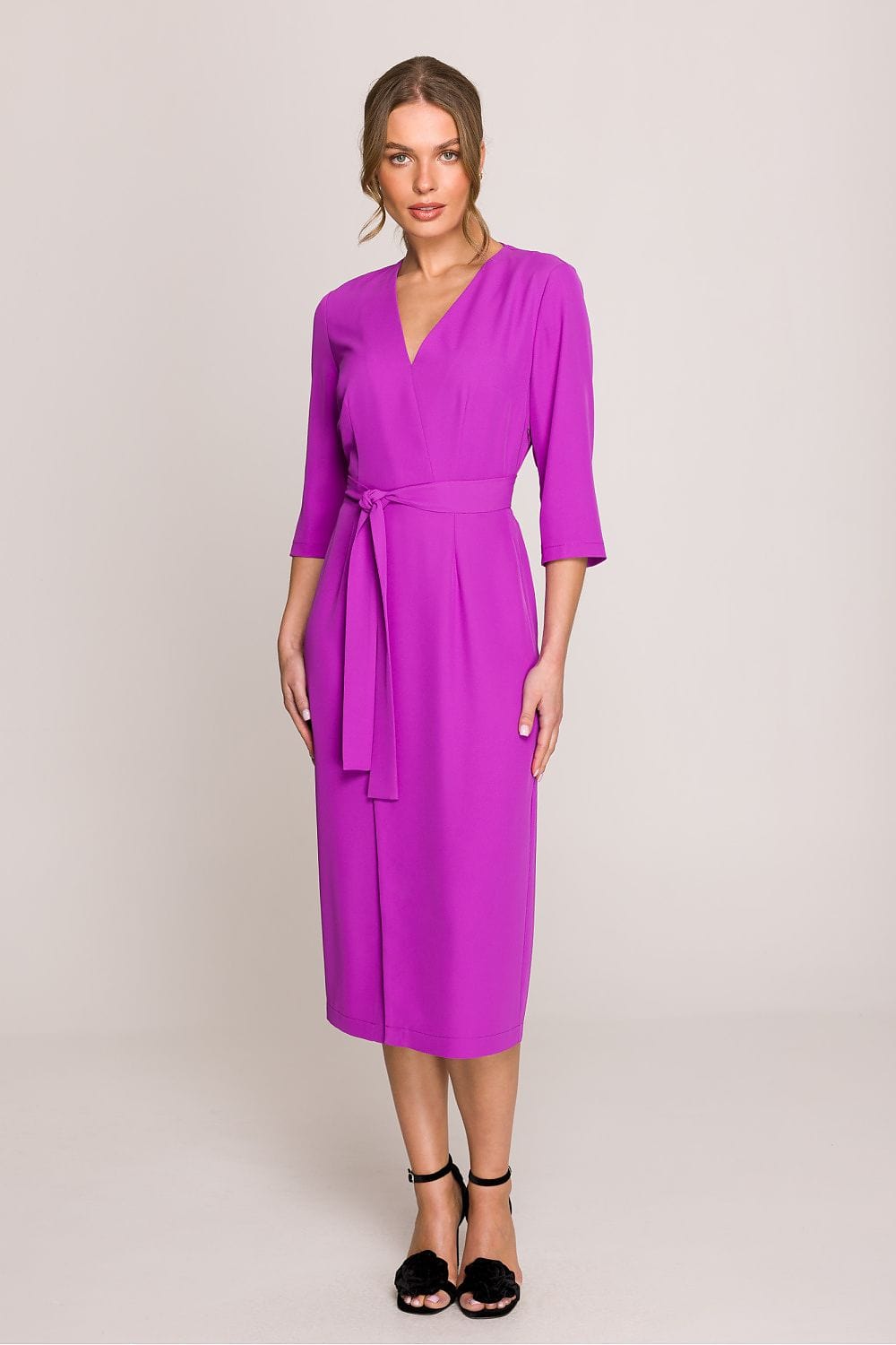 robe midi habillée droite pour soirée chic automnale, manches longues, élégante et féminine