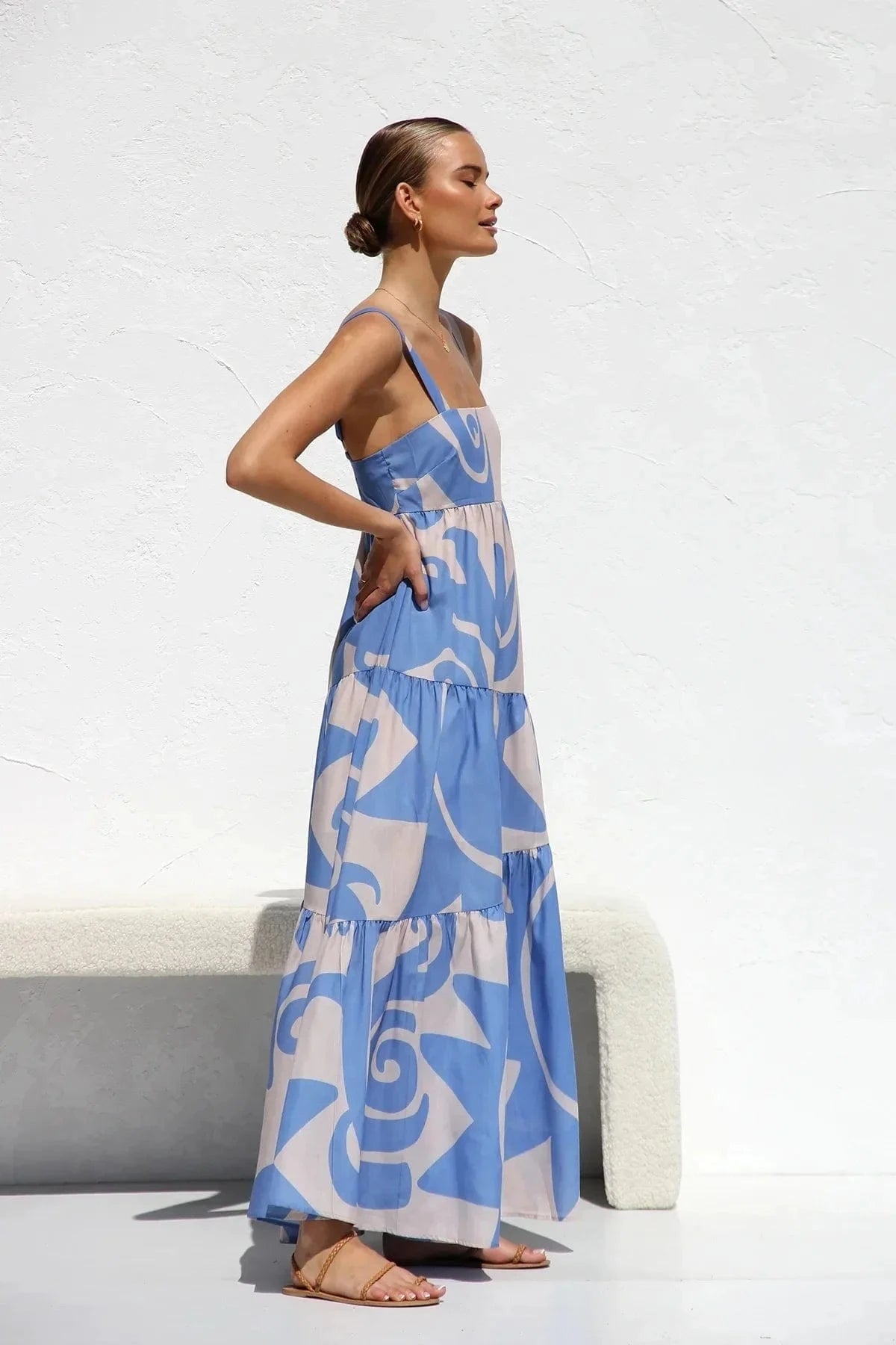 robe d'été bohème longue fluide à bretelles fines pour look décontracté et élégant au quotidien