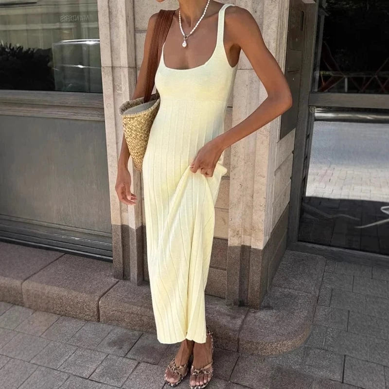 Robe d'été moulante côtelée sans manches