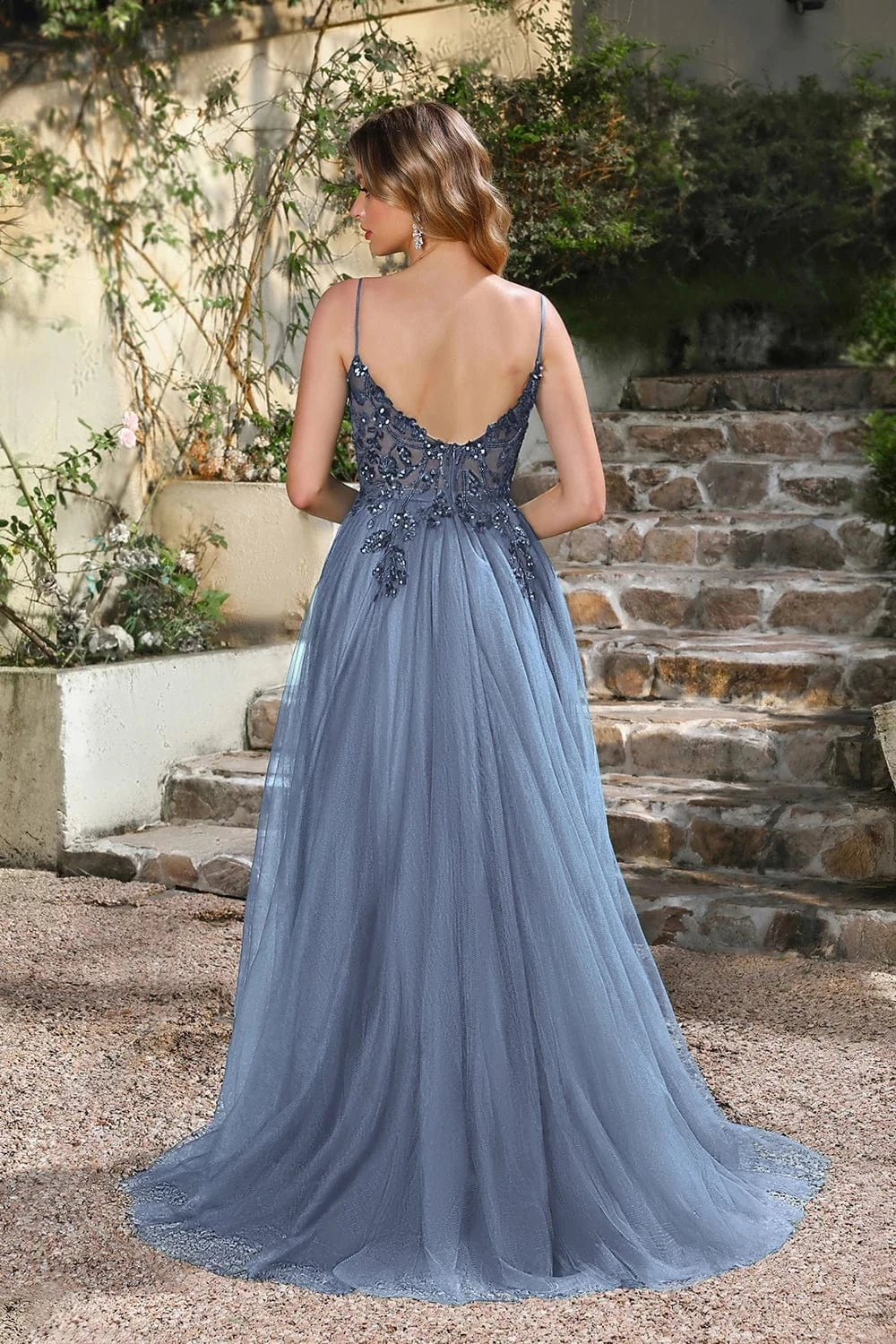 robe de bal chic longue dos nu moulante fendue soirée élégante pour gala ou cérémonie spéciale