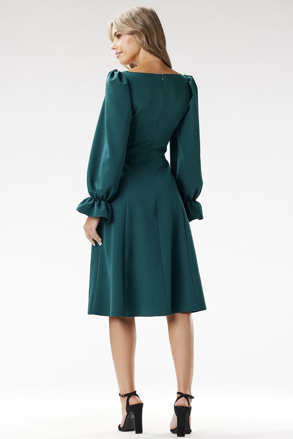 robe midi chic pour cocktail manches longues coupe évasée idéale pour mariage invité automne