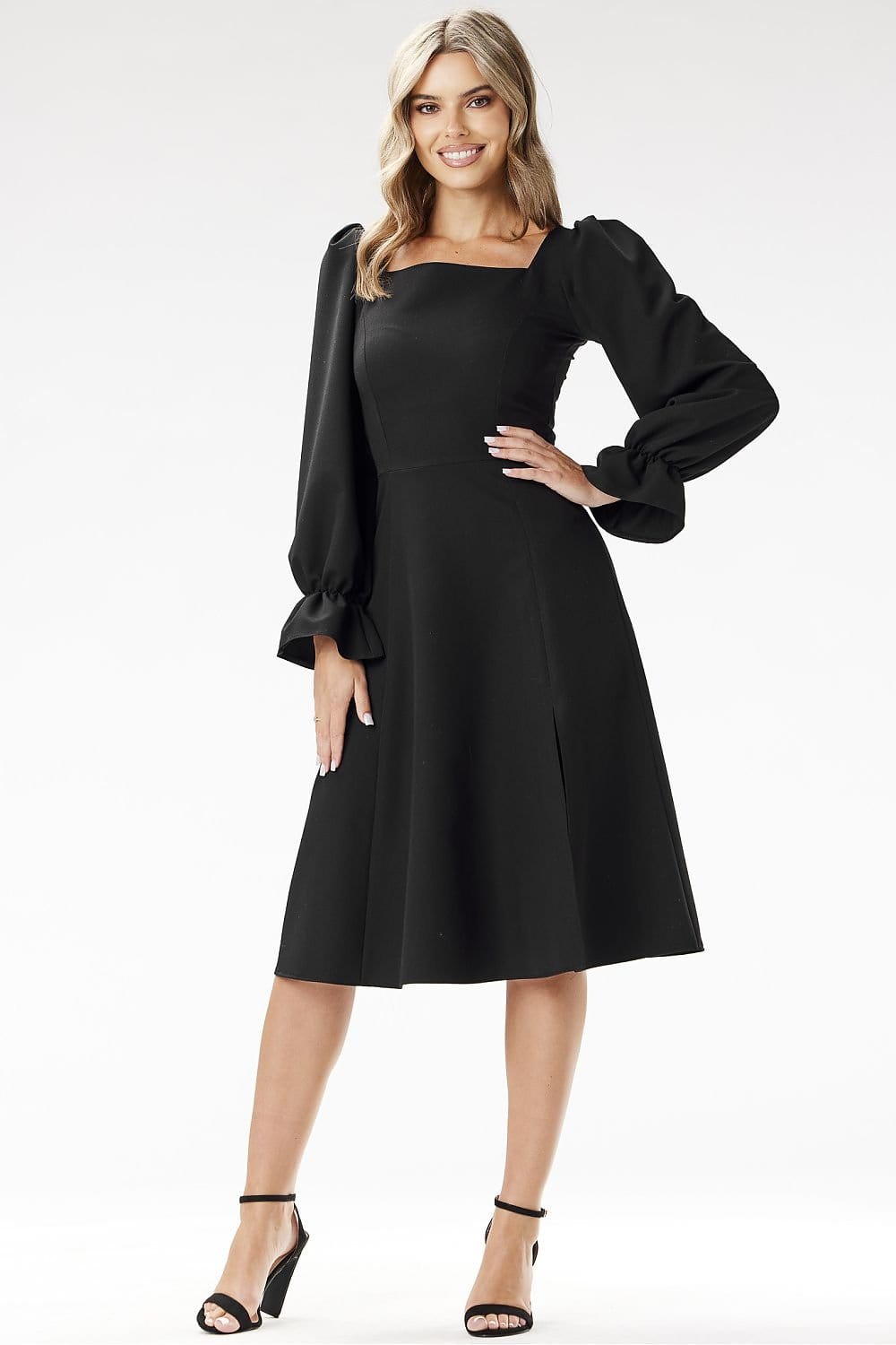 robe midi chic manches longues pour soirée élégante, coupe évasée, idéale pour mariage invité