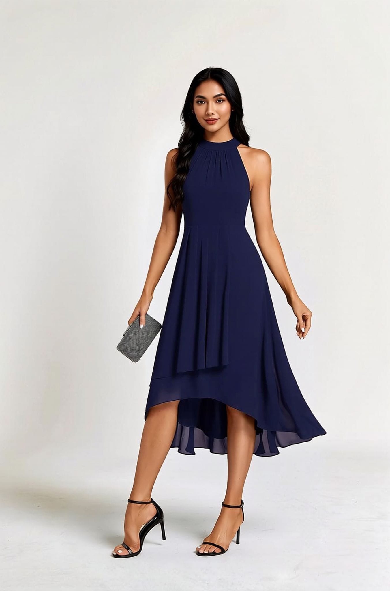 Robe de cocktail bleu marine fluide sans manches