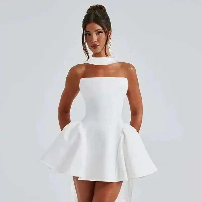 Robe de cocktail bustier courte évasée