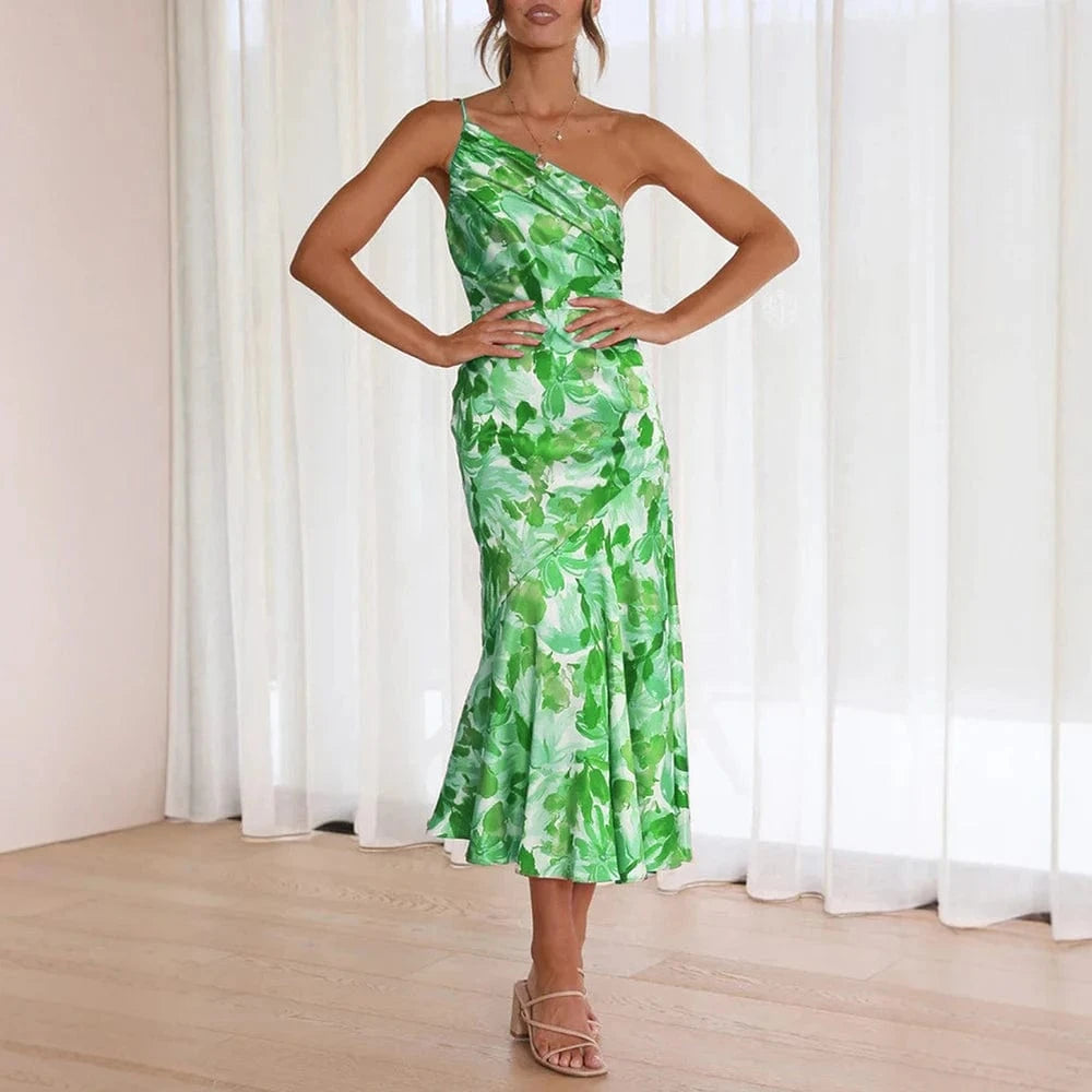 Robe de cocktail fleurie à une épaule