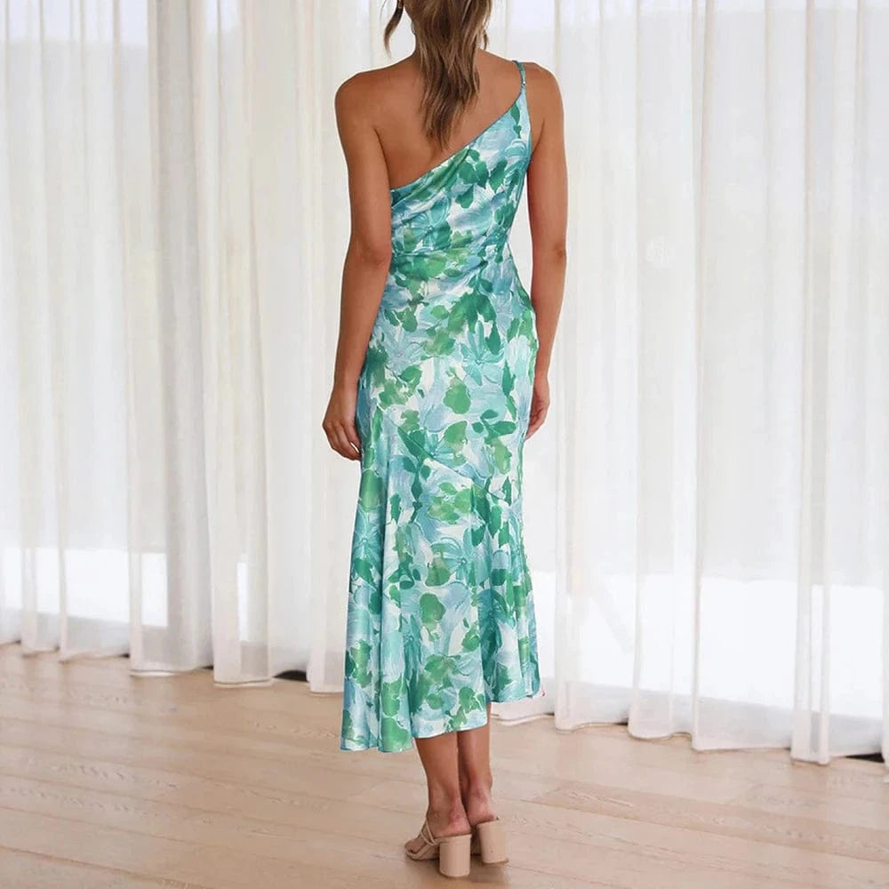 Robe de cocktail fleurie à une épaule