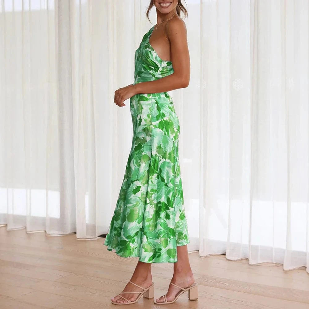 Robe de cocktail fleurie à une épaule