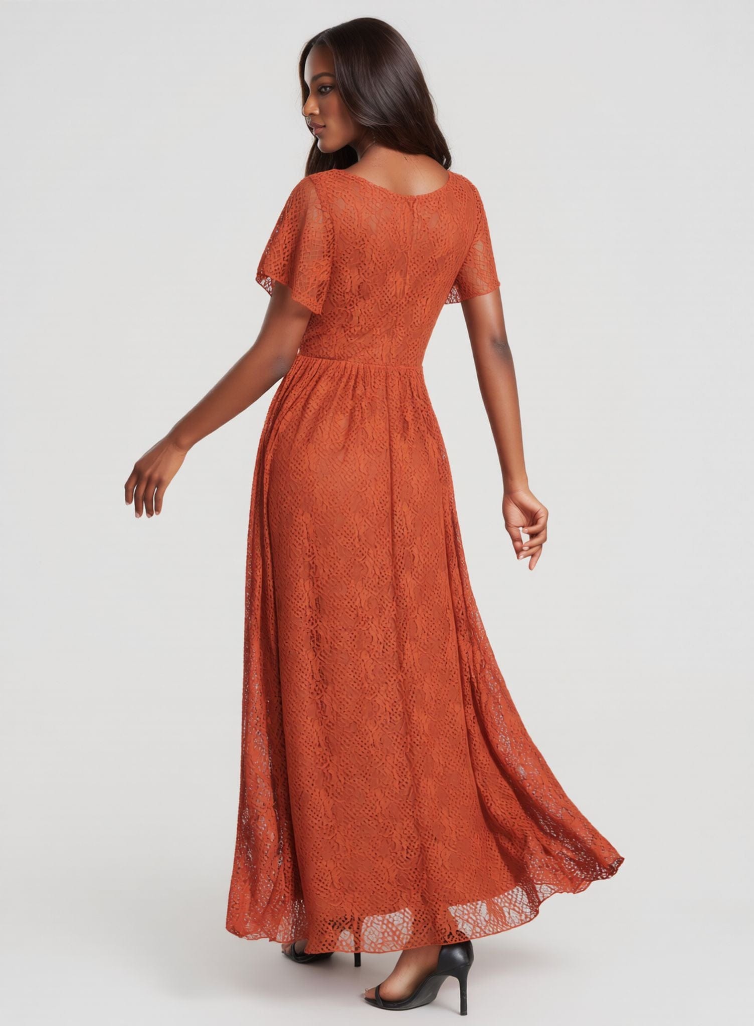 Robe de cocktail terracota en dentelle