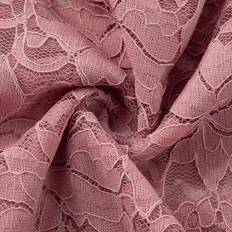 Robe de plage en dentelle courte manches longues