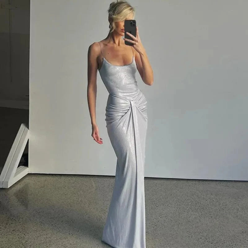 Robe de soirée argentée moulante longue