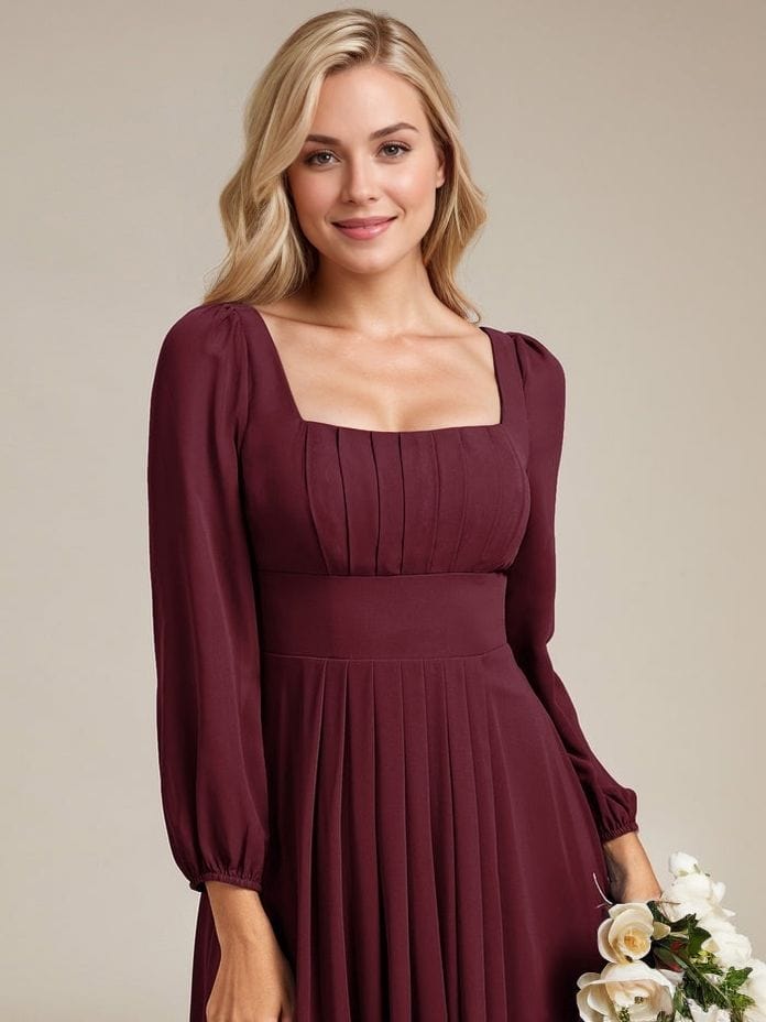 Robe de soirée bordeaux à manches longues