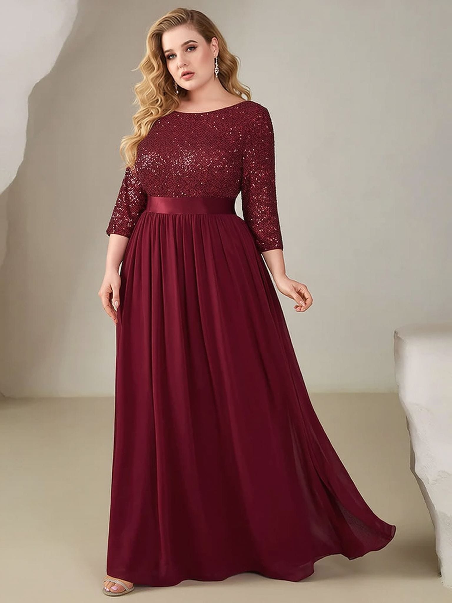 Robe de soirée bordeaux grande taille à paillettes