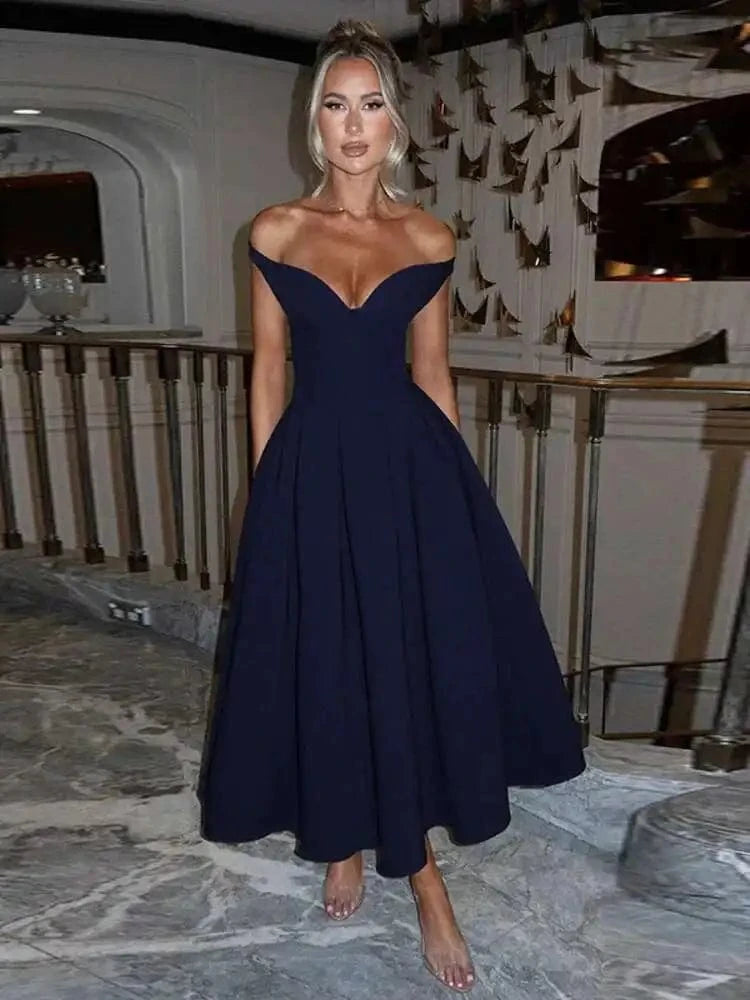 Robe de soirée chic midi col bardot