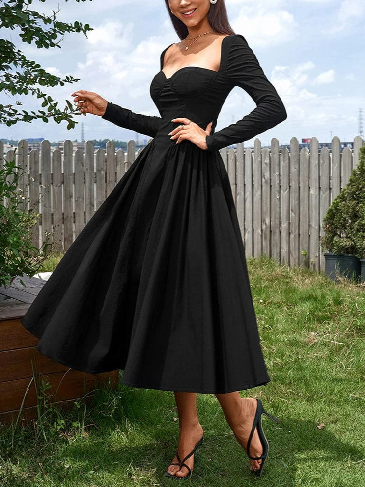 Robe de soirée chic noire longue moulante manches longues élégante parfaite pour mariage invité