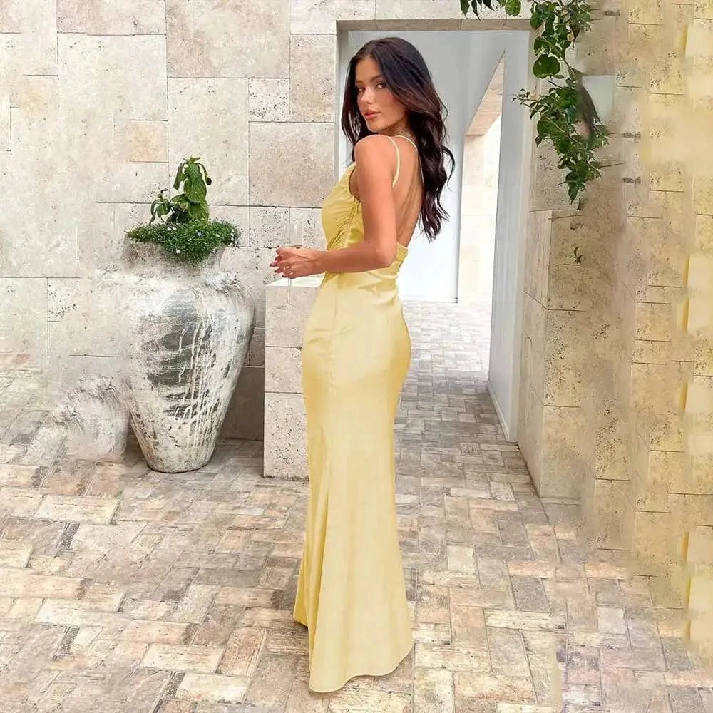 Robe de soirée longue une épaule dos nu