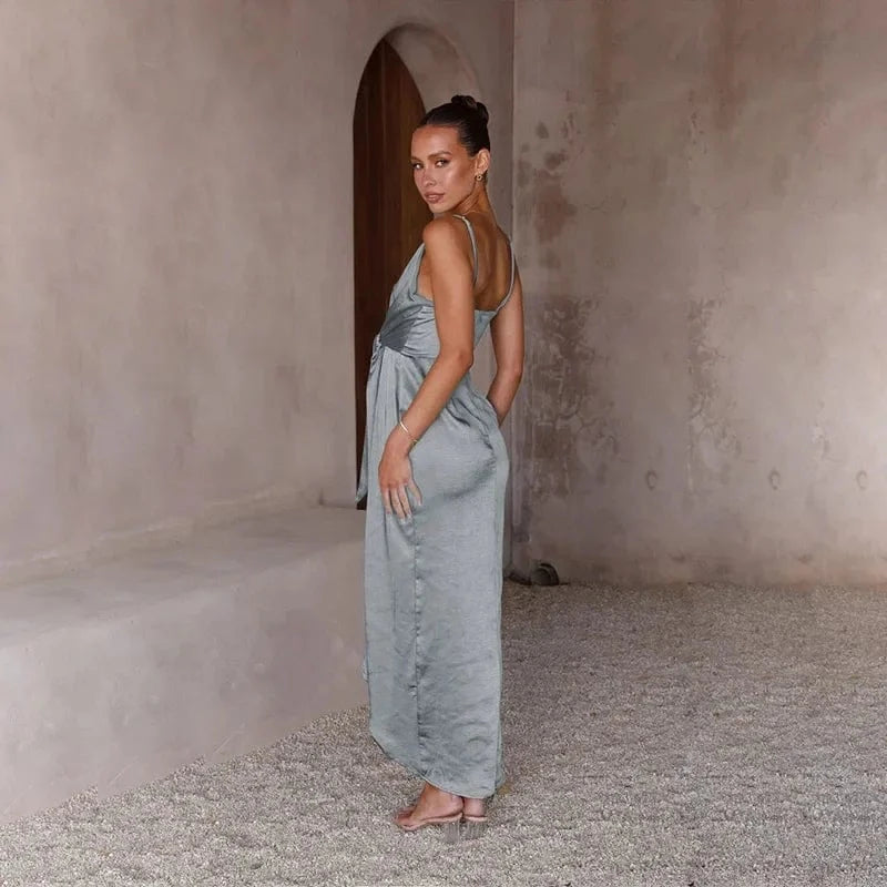 robe de soirée mariage chic argentée longue trapèze manches longues élégante invitée cérémonie