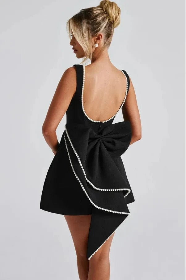 robe de soirée mariage chic noire dos nu longue moulante élégante pour invitée événement spécial