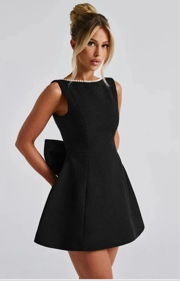 robe de soirée dos nu chic noire longue élégante pour invitée mariage ou soirée habillée