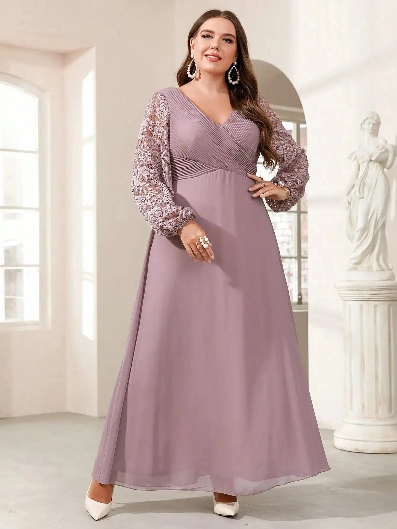 robe de soirée mariage grande taille chic longue trapèze noire à manches longues élégante femme