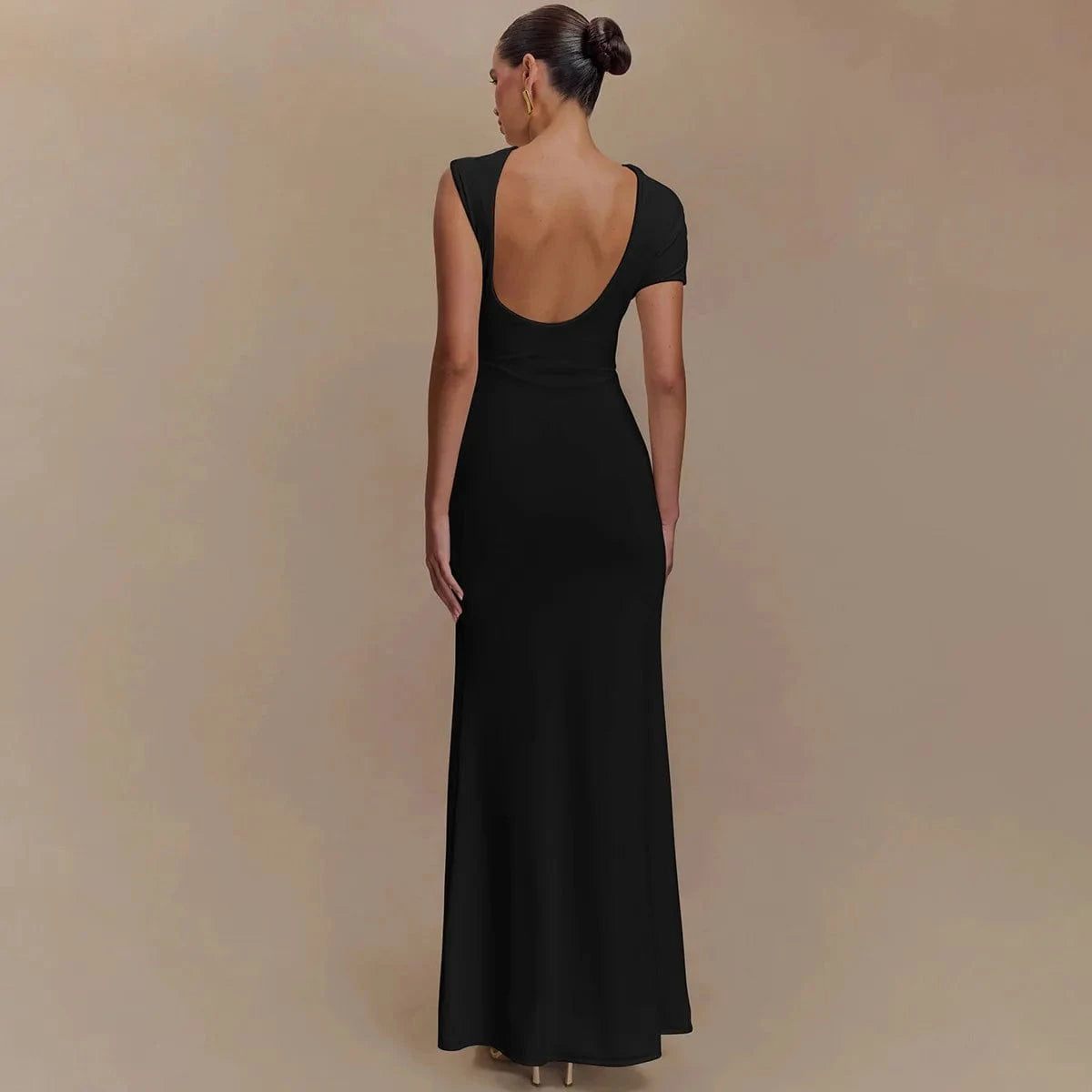 Robe de soirée mariage longue moulante manches courtes