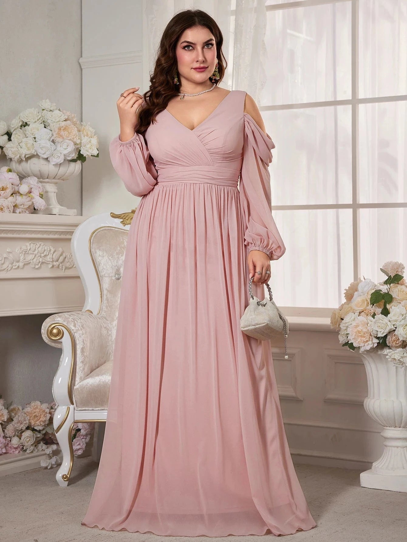 robe de soirée mariage grande taille rose poudré longue trapèze manches courtes élégante et fluide