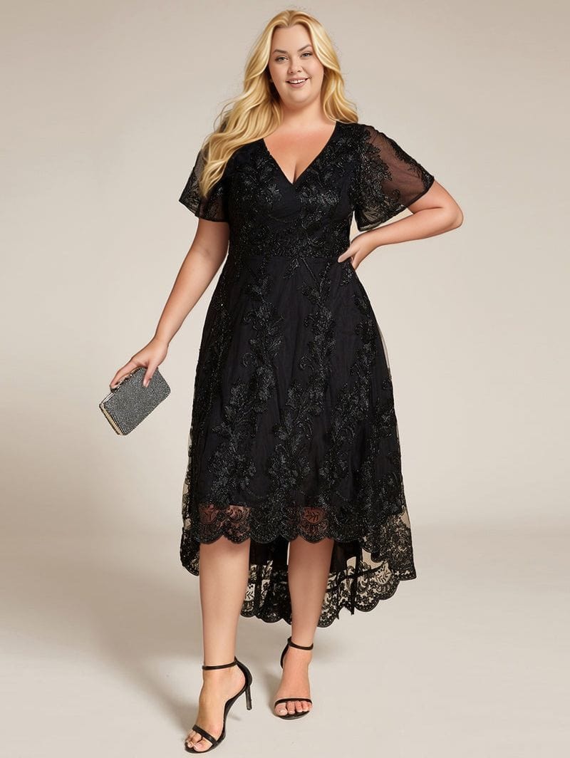 Robe de soirée noire avec broderies raffinées grande taille