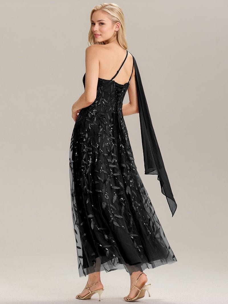 Robe de soirée noire une épaule avec fente