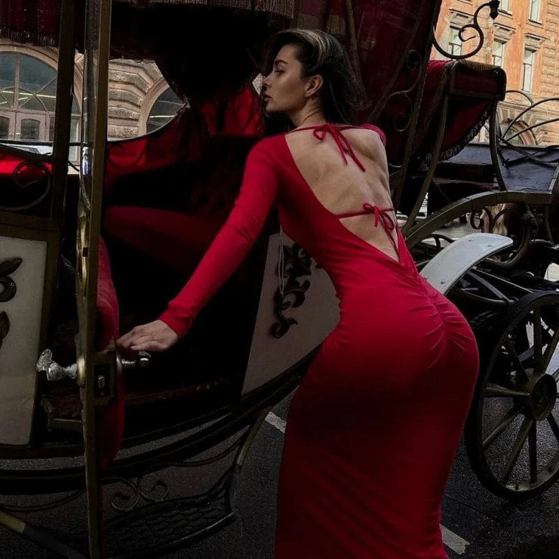 Robe de soirée rouge sirène dos nu manches longues