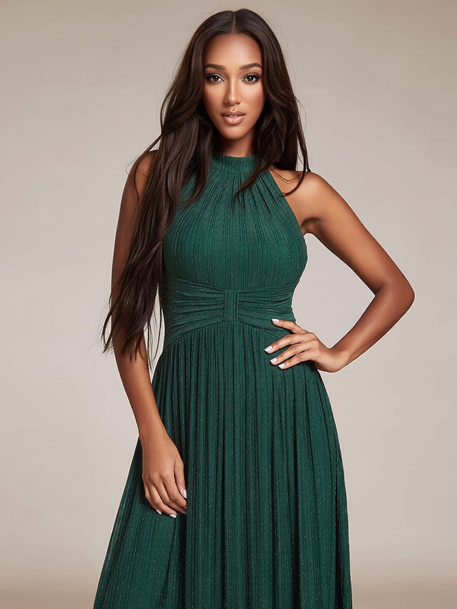 Robe de soirée verte pailletée à col licou