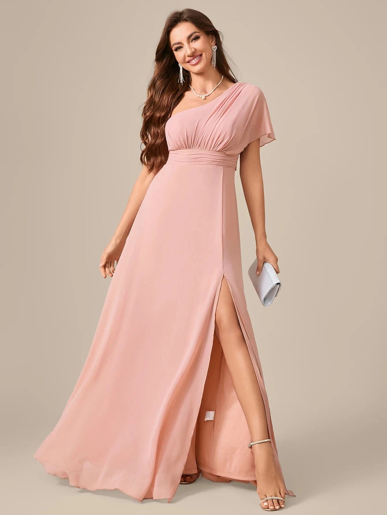 robe demoiselle d'honneur chic rose poudré longue trapèze sans manches été élégante et féminine
