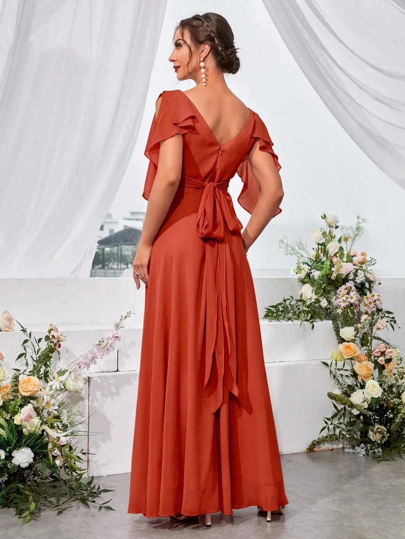 robe demoiselle d'honneur chic longue trapèze décolleté manches courtes rose poudré pour mariage
