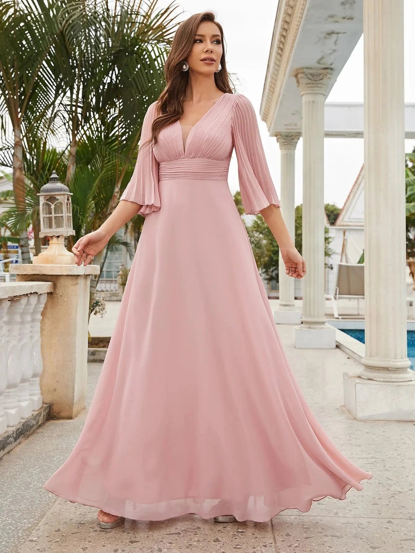 robe demoiselle d'honneur rose poudré longue élégante, idéale pour mariage chic et cérémonie estivale