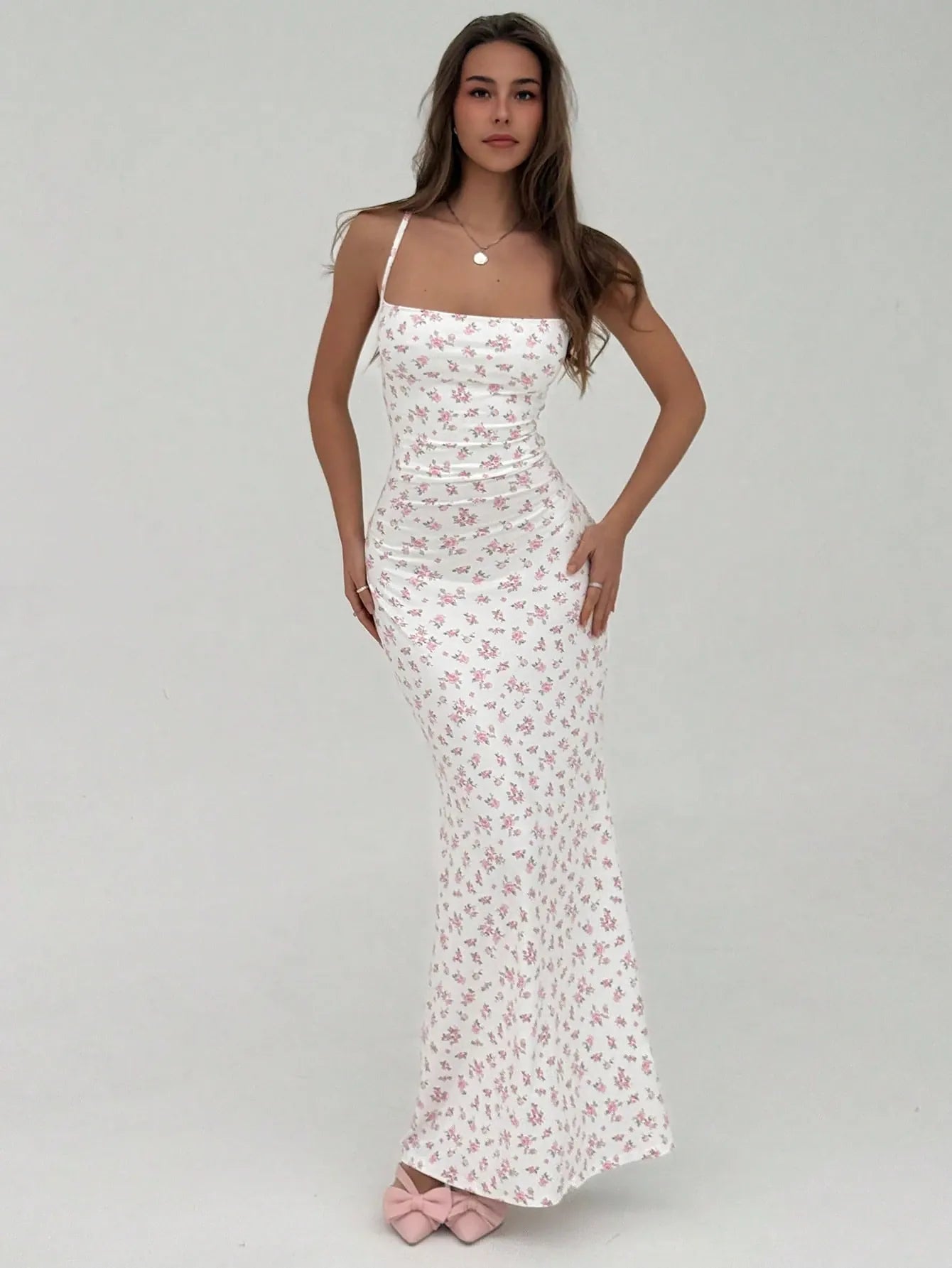 Robe dos nu moulante à imprimé floral