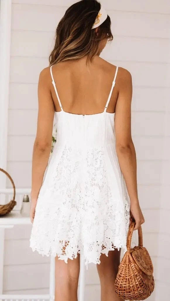 Robe été blanche courte en dentelle