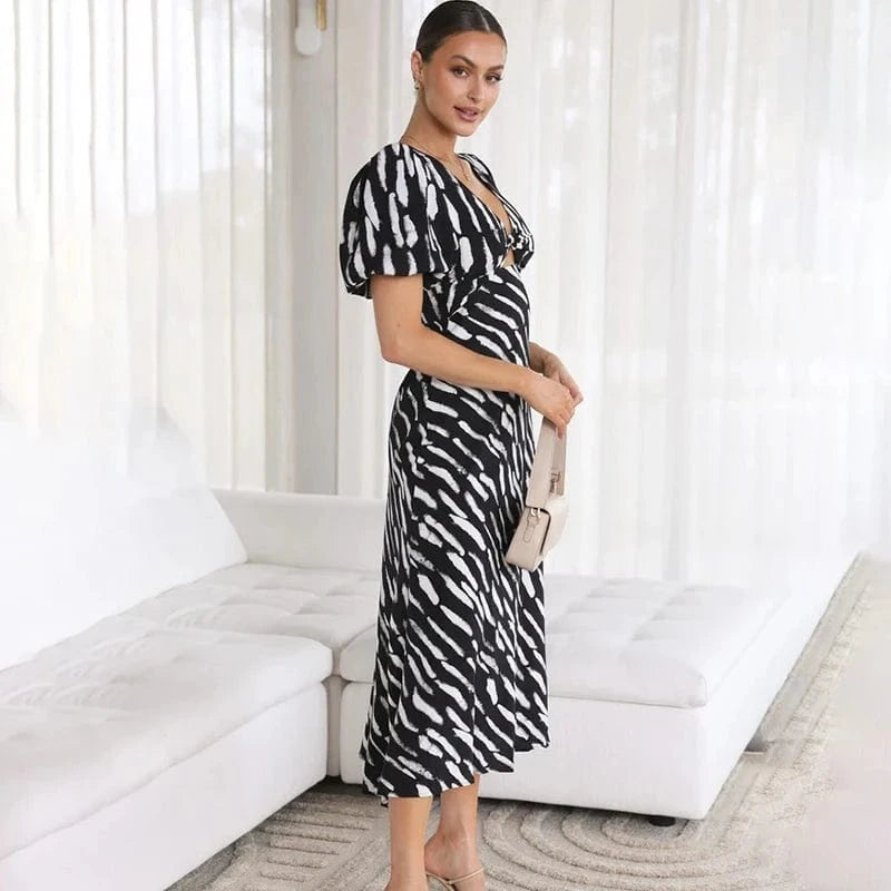 robe cocktail midi motif chic manches courtes évasée pour soirée d’été ou mariage invité