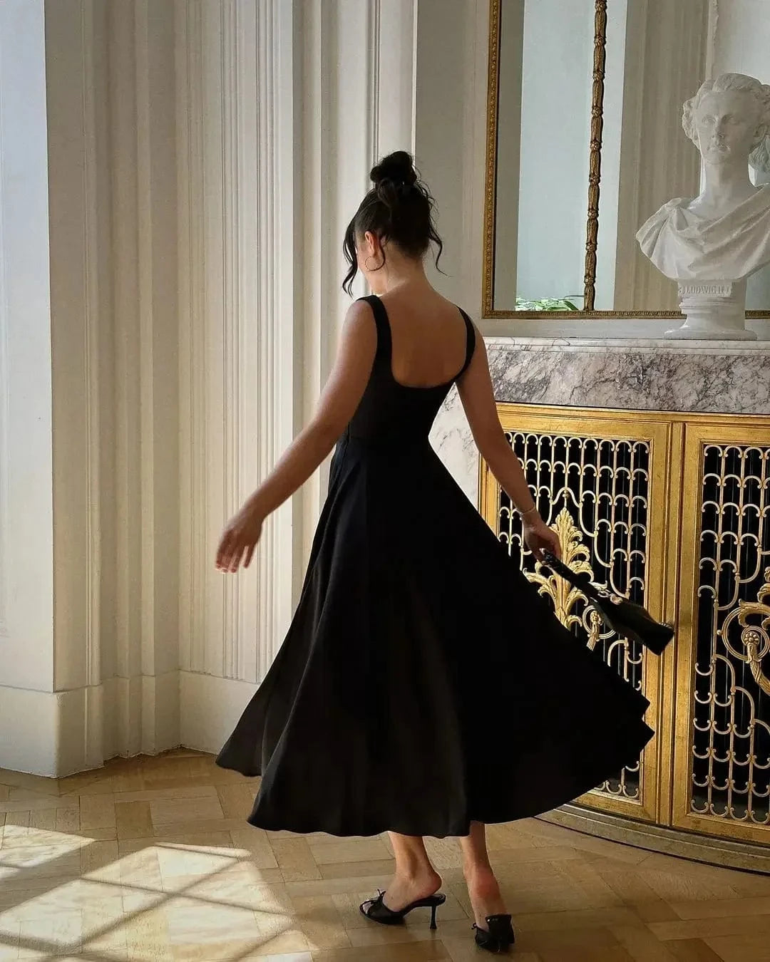 robe été chic trapèze sans manches col carré idéale pour un mariage invité ou une sortie d’été