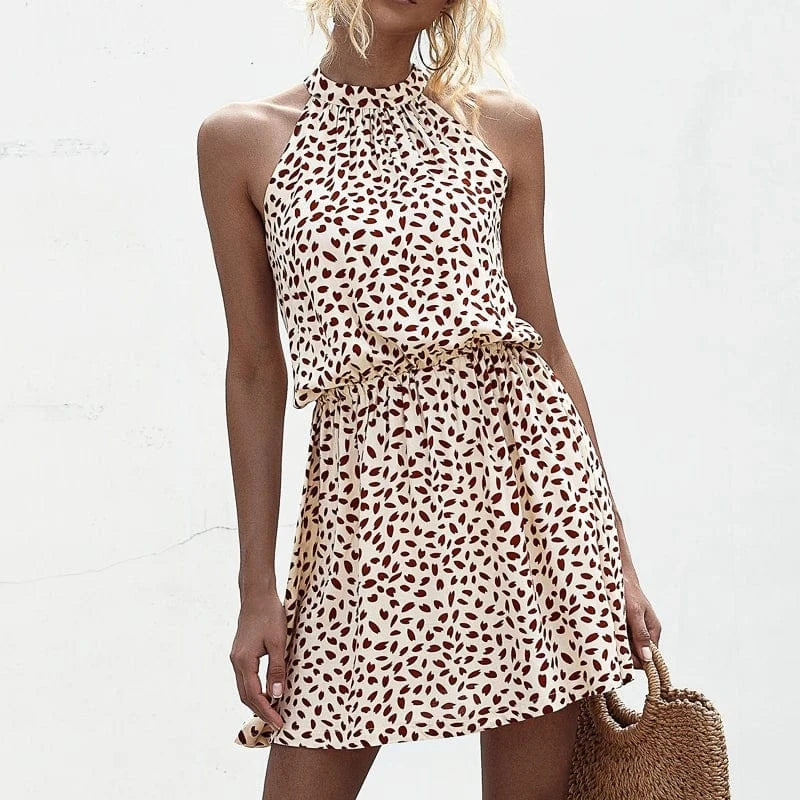 robe été courte à pois col halter légère et fluide, parfaite pour un look casual féminin en vacances