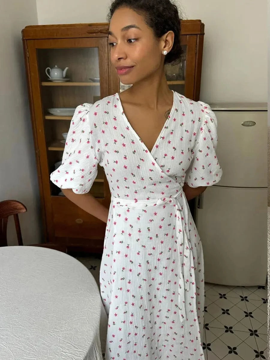 robe blanche longue été fleurie de style bohème idéale pour un mariage invité ou une garden party