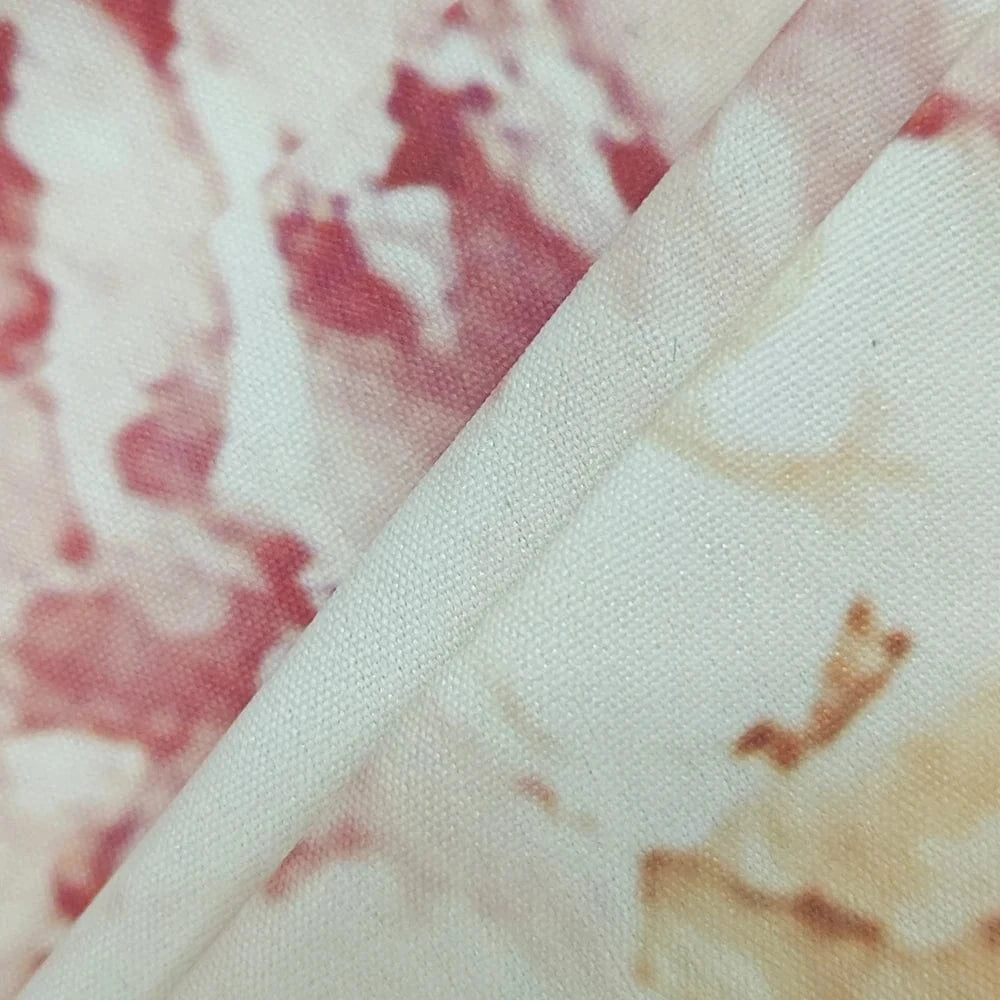 robe fleurie fluide sans manches pour l’été, idéale pour un look bohème élégant et décontracté