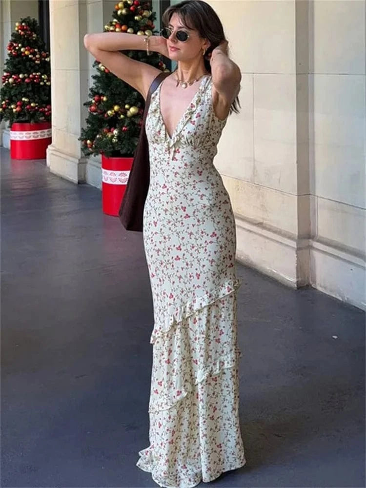 Robe fleurie longue fendue sans manches