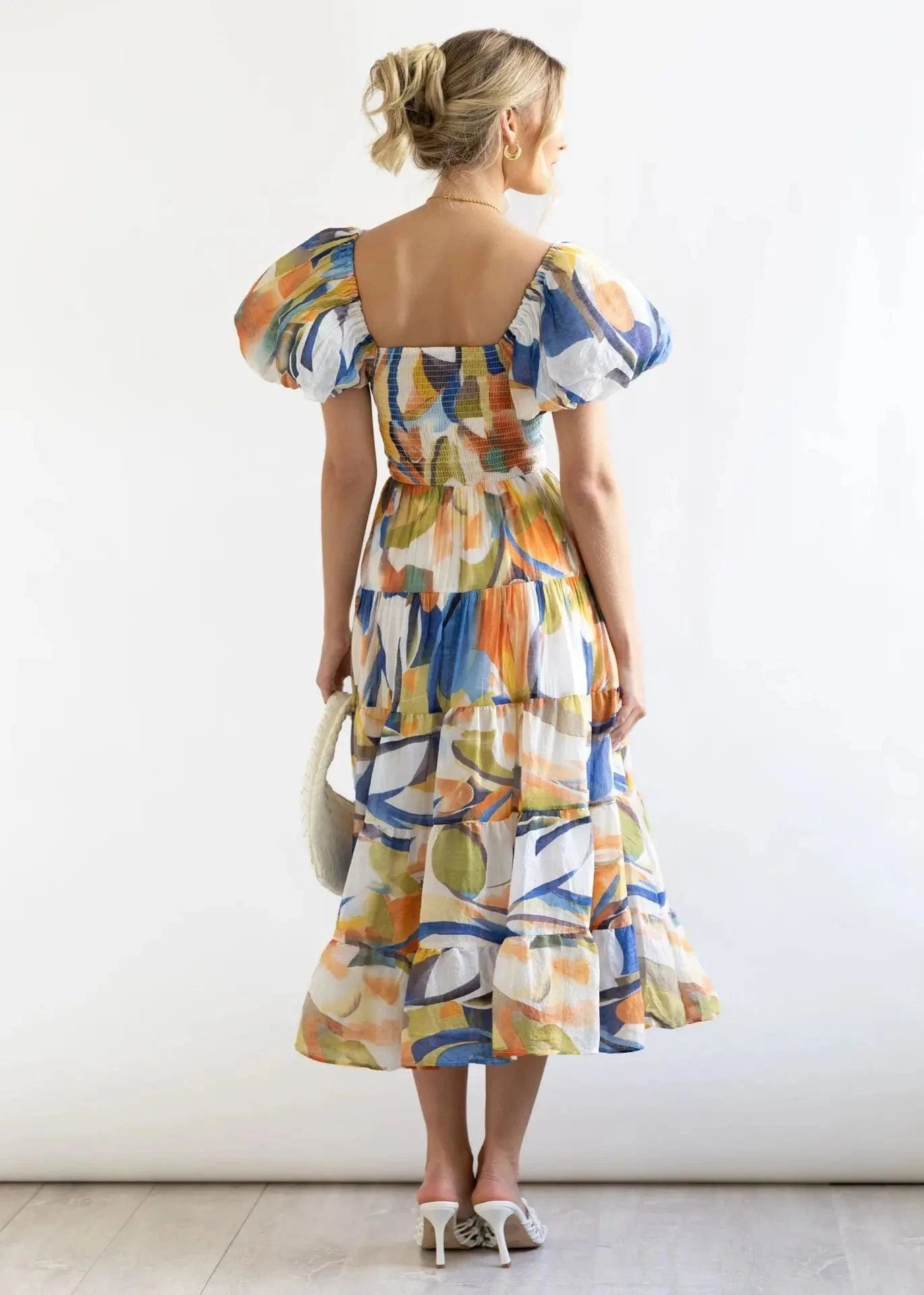 robe fleurie midi épaules dénudées bohème champêtre invitée mariage été manches courtes