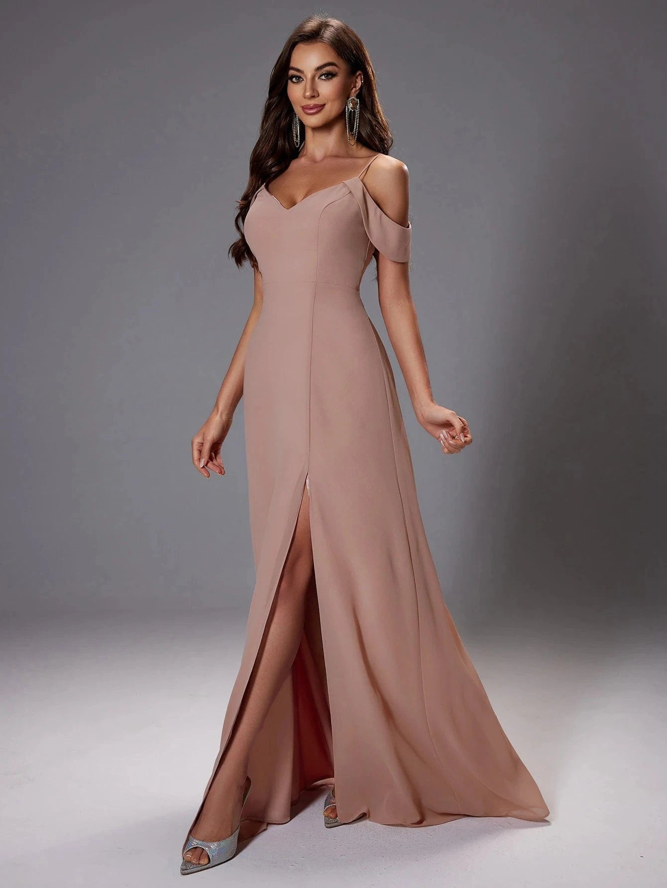robe mariage invitée chic beige longue fluide manches courtes pour cérémonie élégante en été