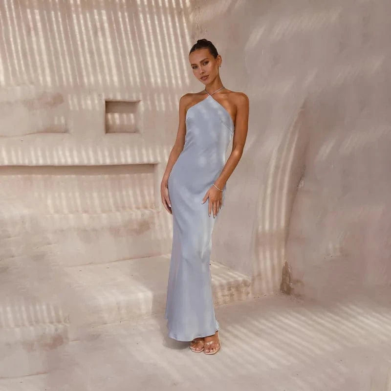 robe invitée mariage chic bleu pastel longue trapèze manches courtes idéale pour l’été élégant