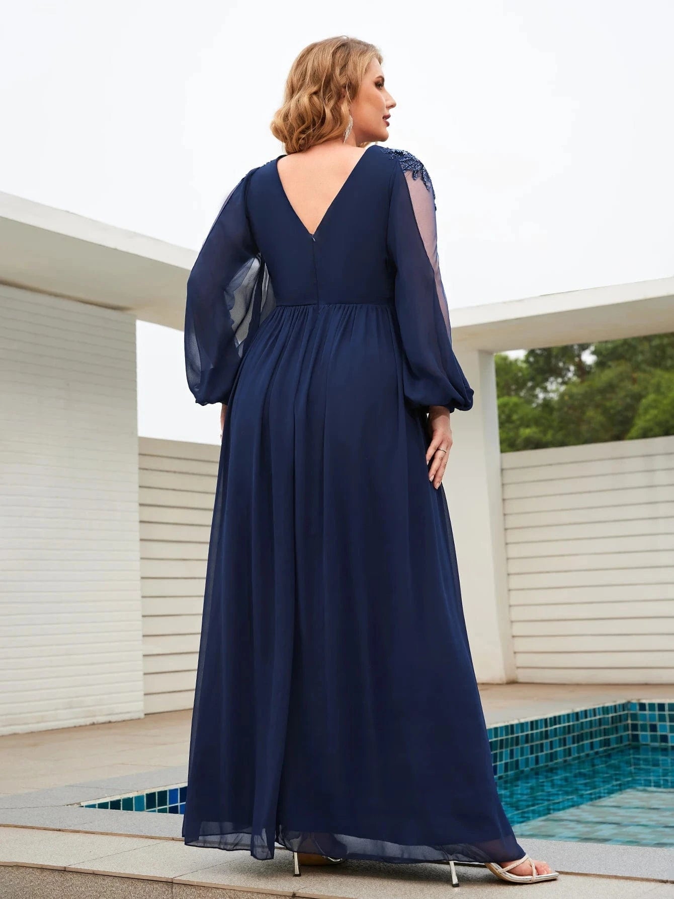 robe invitée mariage grande taille chic manches longues fluide trapèze élégante pour cérémonie